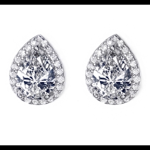 Water Drop Crystal Stud Earrings - Picture 2 of 3